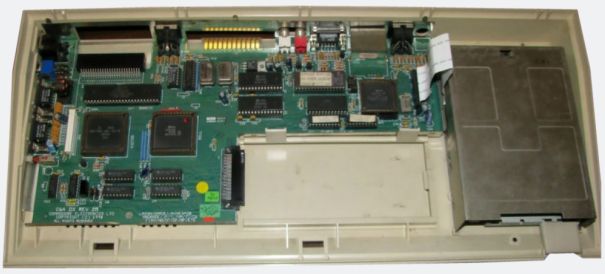Commodore 65 Inside